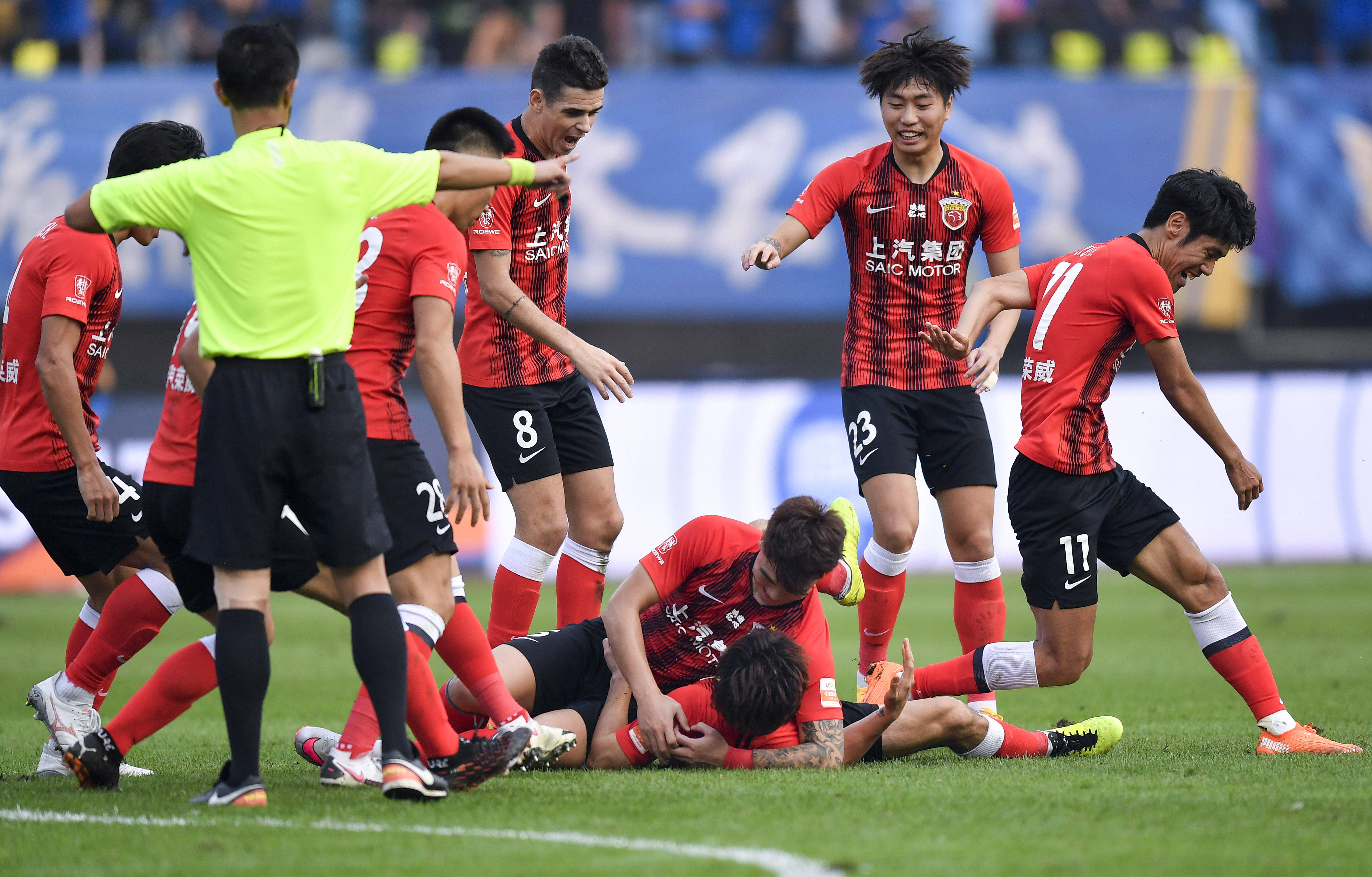 己明星球员 己明星球员